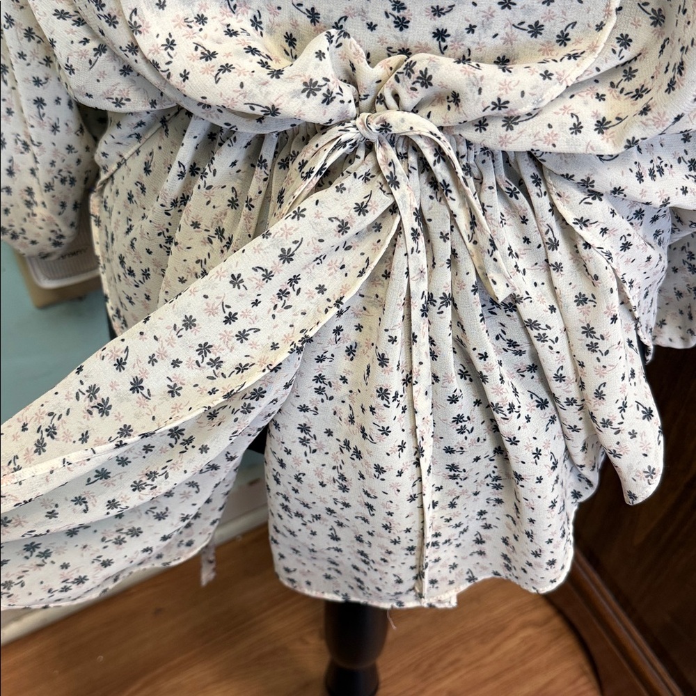 CAbi Cream and Black Floral Blouse - Picture 5 of 9